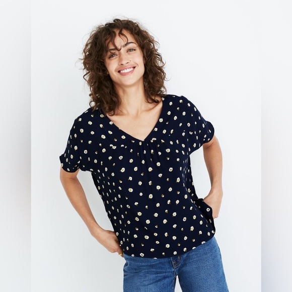 Madewell Rhyme Top in Daisy Dots Swingy V-Neck Relaxed Fit Small - Picture 1 of 9